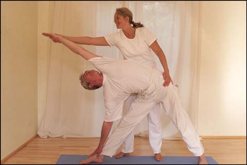 trikonasana